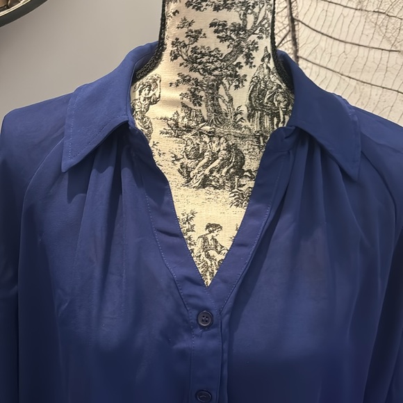 Top/Dress - Picture 2 of 8